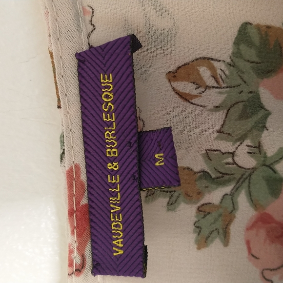 Vaudeville & Burlesque cream floral mini dress - Picture 3 of 6